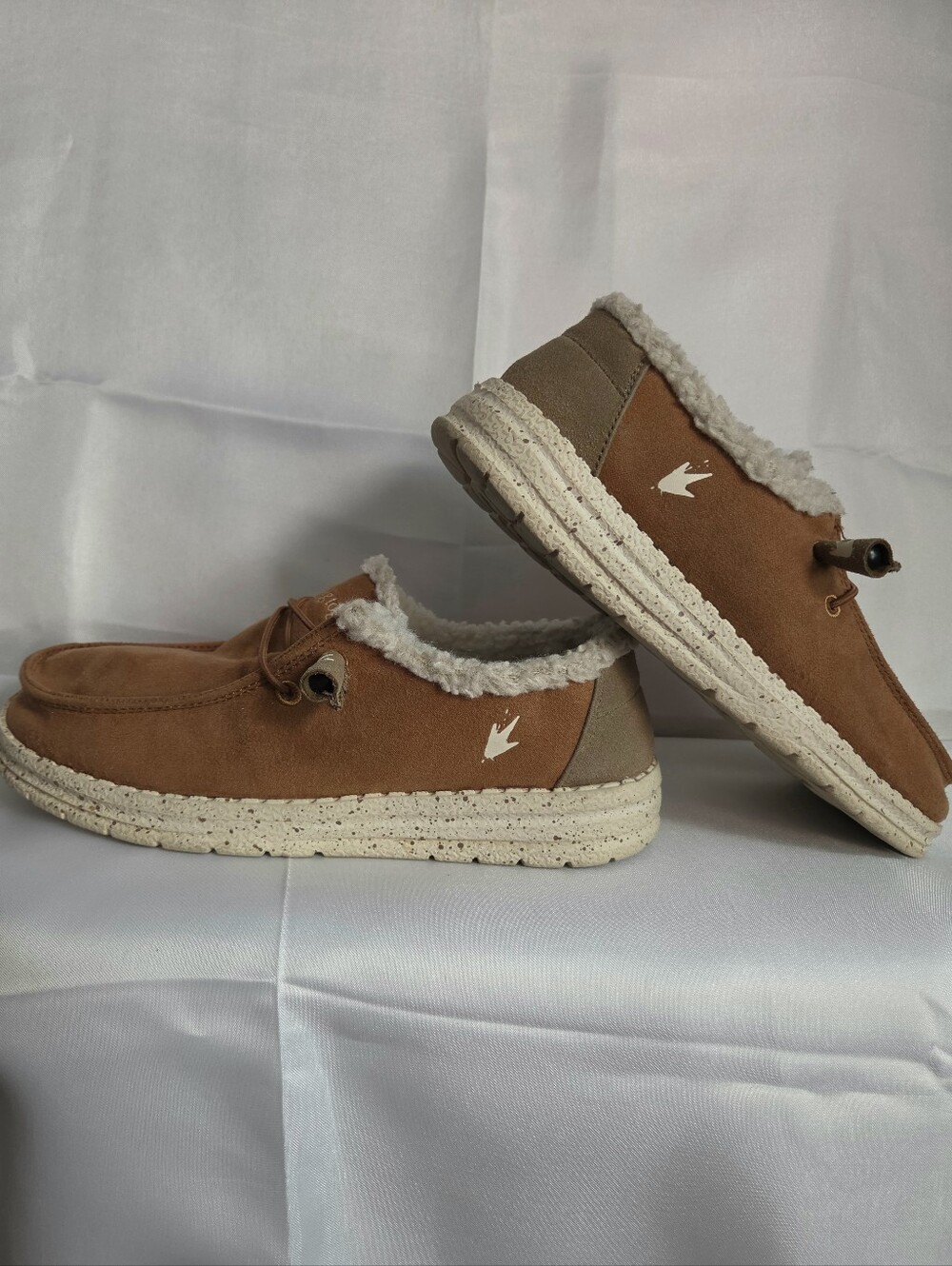 Froggtoggs Brown Faux-Shearling Slip-On Men's/Woman's Casual Shoes. 7